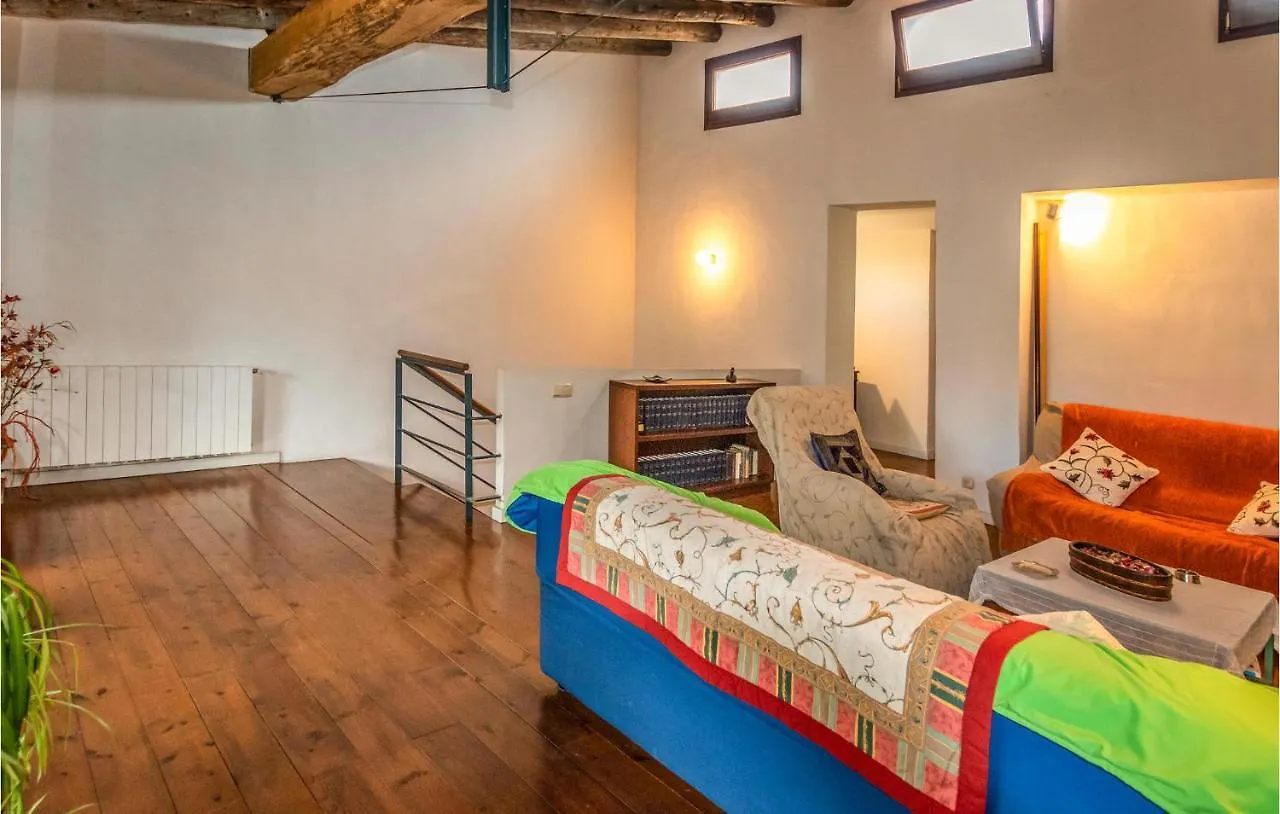 Lovely Home In Vilademuls With Wifi
